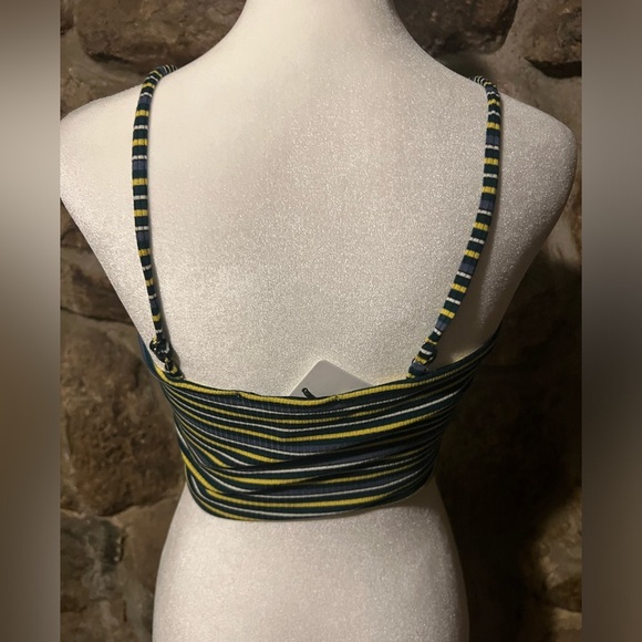 Olivaceous striped cropped tank top size small - Picture 2 of 7